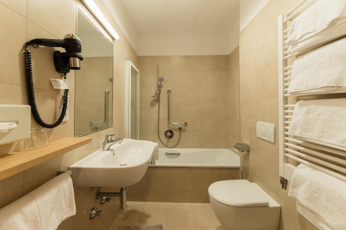 Hotel Stiegl Scala Bolzano Phòng bức ảnh